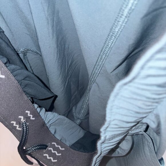 Men's Free Fly Active Breeze Short – 5.5" Inseam - Size Large - Picture 5 of 9